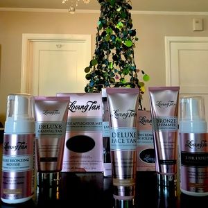 Loving Tan - Gift Set - Brand New - 8 Pieces